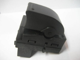 Középső ablakemelő kapcsoló, Suzuki Swift MKII