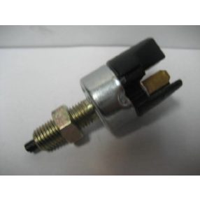 Féklámpa kapcsoló 