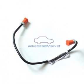   Skoda 105, 120 első fém fékcső, féknyereg munkahengerek összekötő csöve jobb