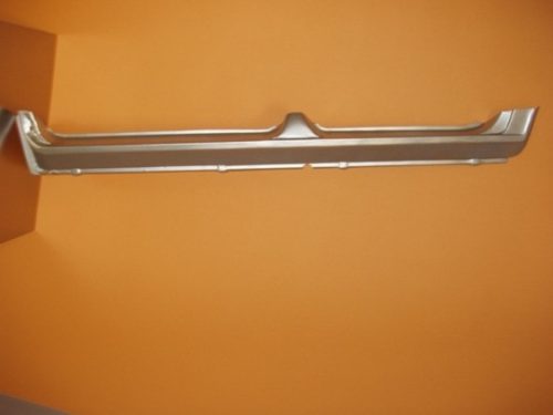 Skoda 105, 120, 130 külső küszöb BAL - 113700310