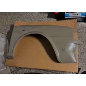   Skoda 105, 120, 130 1984-> első sárvédő JOBB 113710121